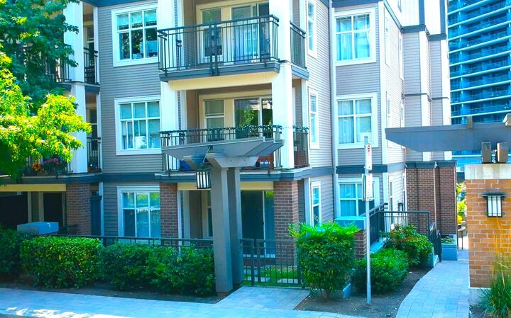 Property Photo: 4788 Brentwood Drive 106 BC V5C 0C5