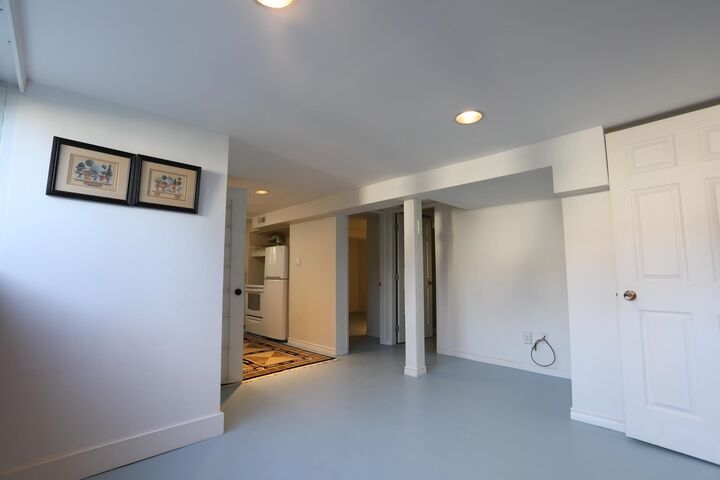 Property Photo:  42xx W10 Avenue Bsmt  BC V6R 2H4 
