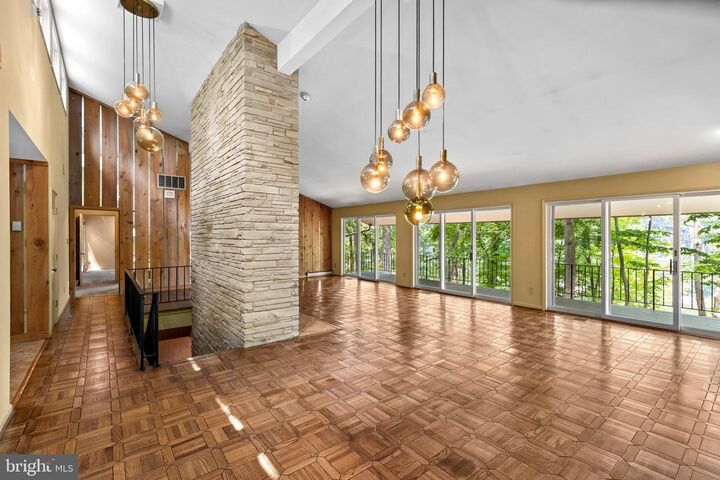 Property Photo: 500 Sara Drive MD 21401
