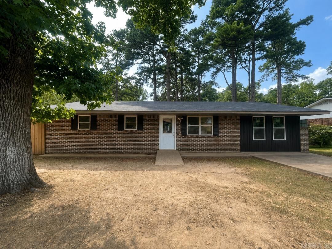 Property Photo:  505 Blake Drive  AR 71953 