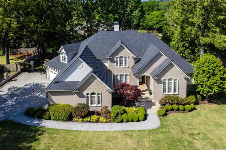 Property Photo: 18 Hickory Creek Drive AR 72212