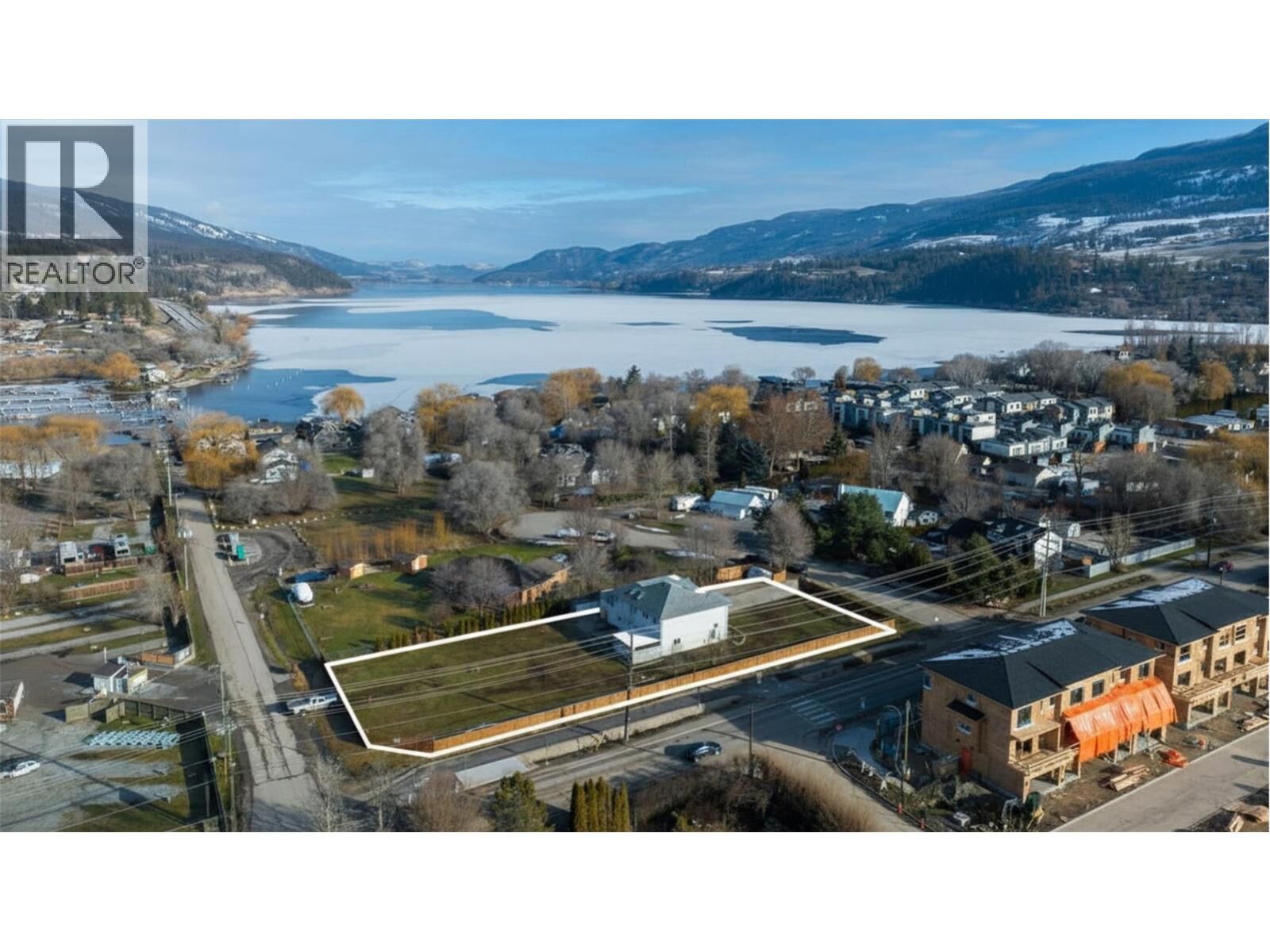 Property Photo: 11506 Turtle Bay Court BC V4V 1X9