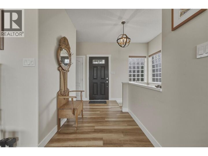 Property Photo: 124 Sarsons Road 11 BC V1B 2T9
