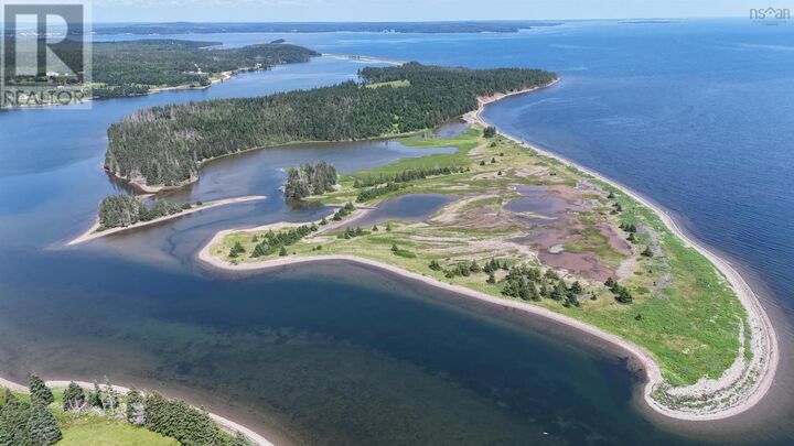 Grand Gully Island — photo 1