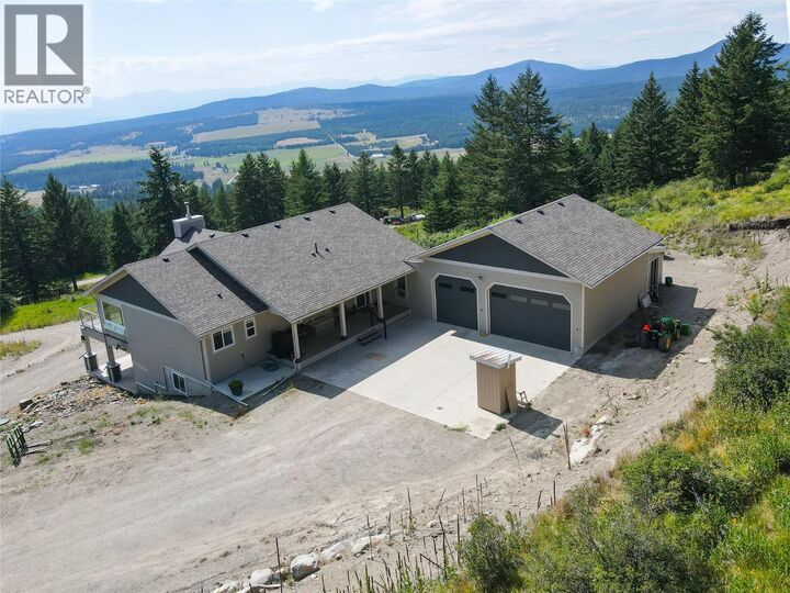 1415 Wolf Way Road — photo 1