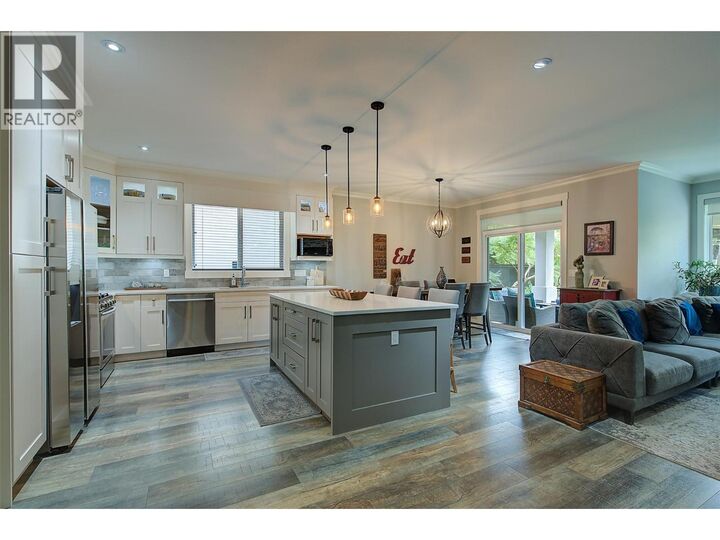 Property Photo:  361 Chardonnay Avenue  BC V0H 1T4 