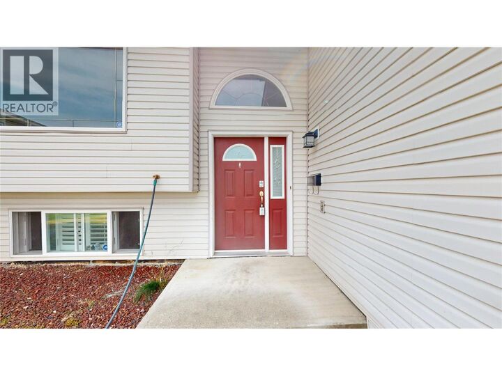 Property Photo: 1612 Staple Crescent BC V1C 6J1