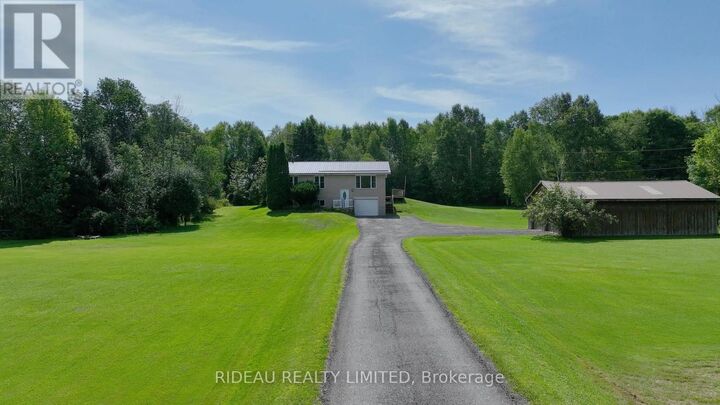 Property Photo: 93 Mallens Road ON K0G 1E0