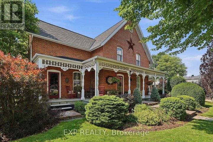 Property Photo: 702 Dollard Street ON K0A 1M0