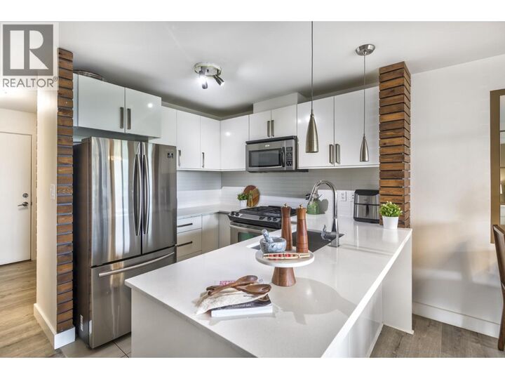Property Photo: 9868 Cameron Street 1606 BC V3J 0A5