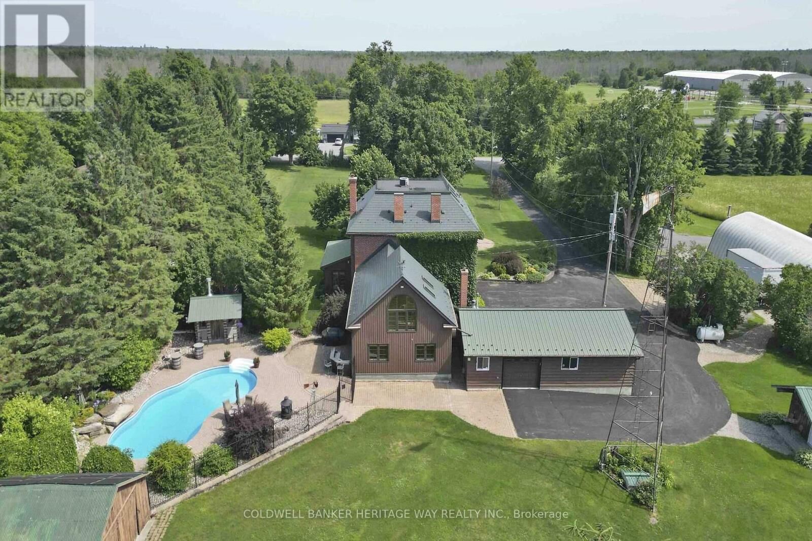 Property Photo: 1276 9th Line ON K7C 0V9