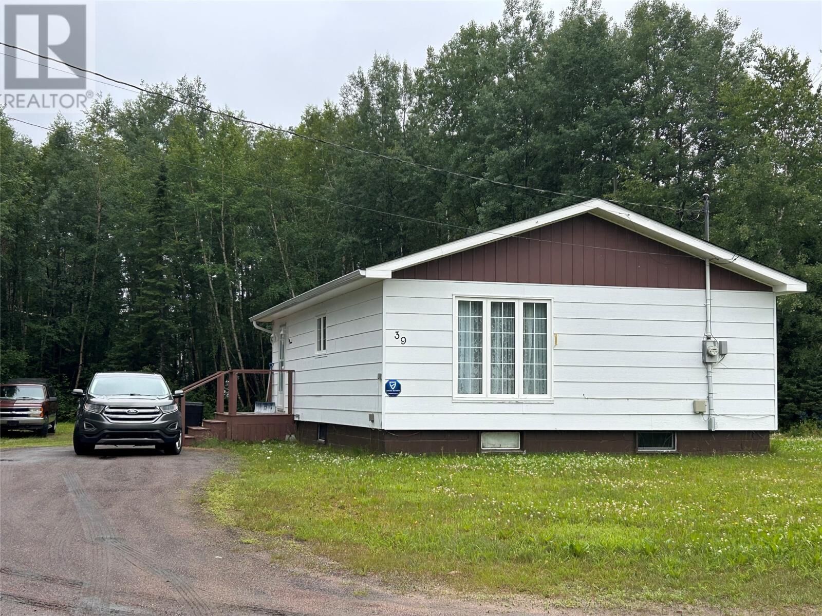 Property Photo: 39 Montagnais Road NL A0P 1E0
