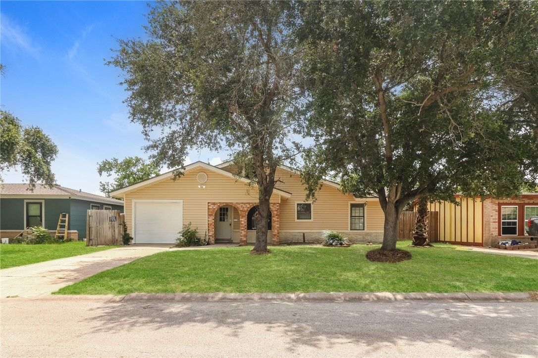 Property Photo: 1502 Austin Street TX 78374