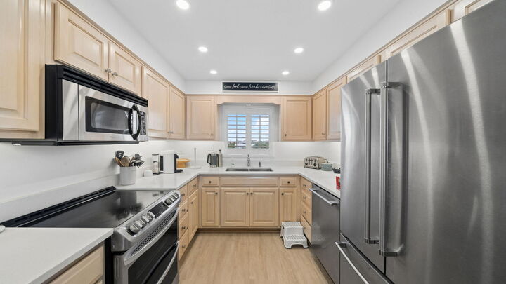Property Photo: 520 Gulf Shore Drive Unit 301 FL 32541