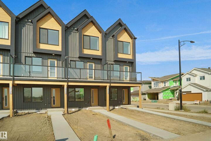Property Photo: 5156 River's Edge Way NW AB T6M 3A8