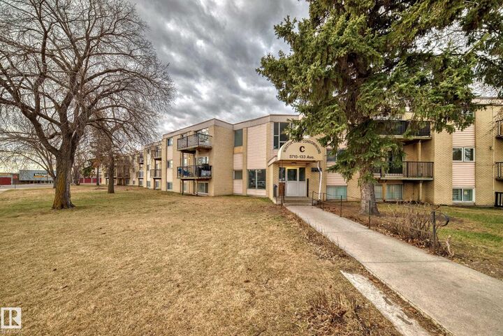5715 133 Avenue NW 5C — photo 1