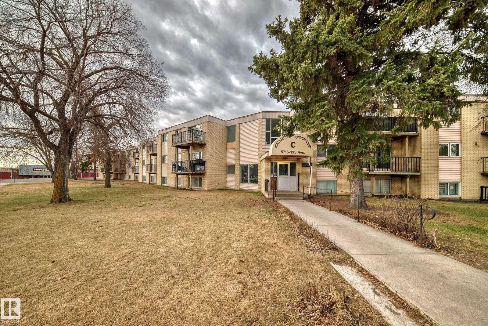 Property Photo: 5715 133 Avenue NW 5C AB T5A 0K3