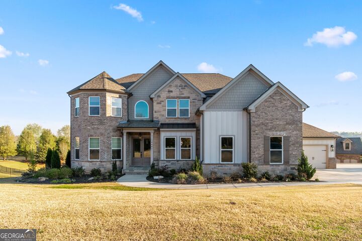 Property Photo: 4725 Cardinal Ridge Way GA 30542