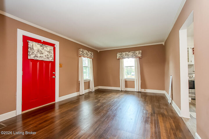 Property Photo: 4507 Hazelwood Ave KY 40214