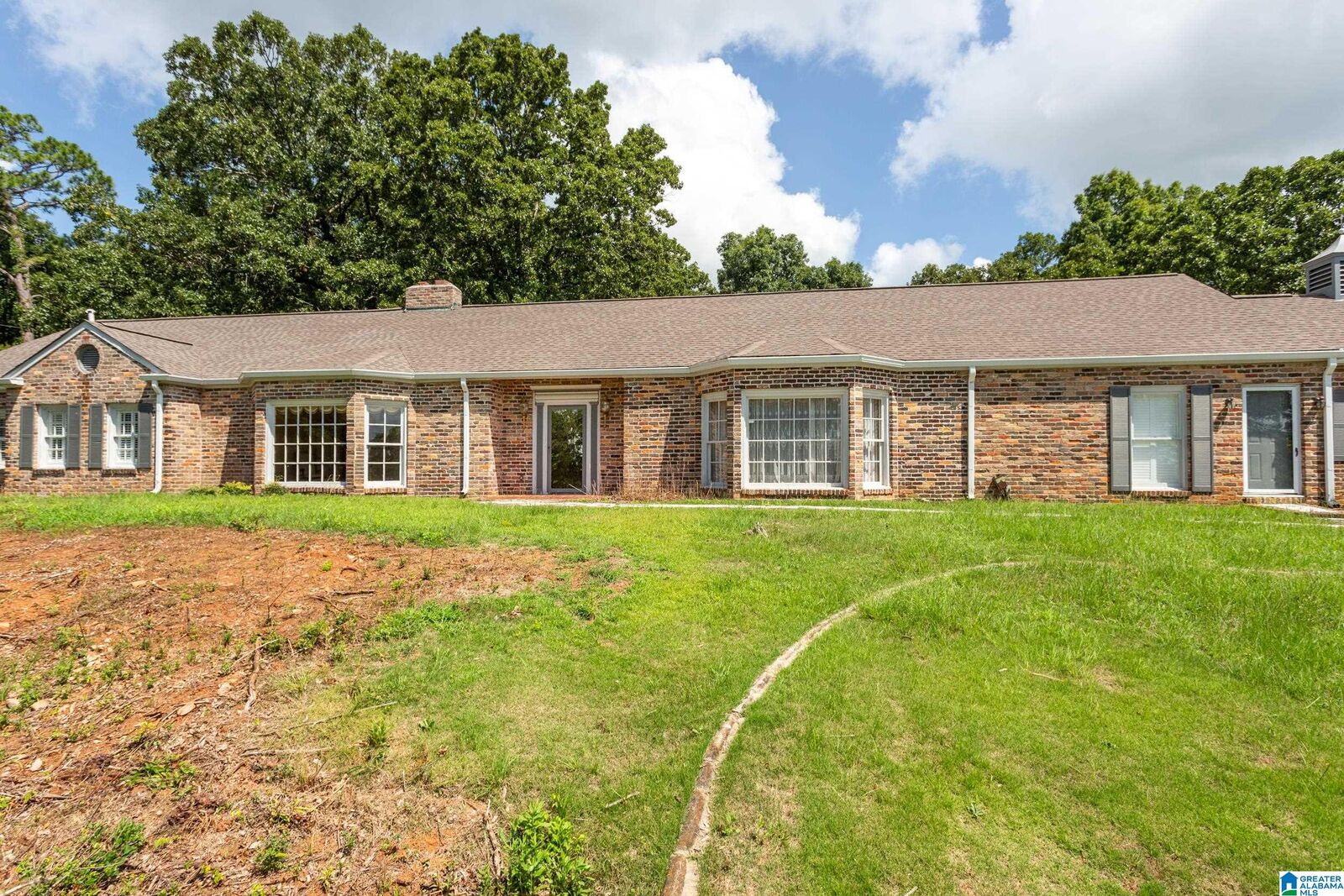 Property Photo: 328 Shocco Springs Road AL 35160