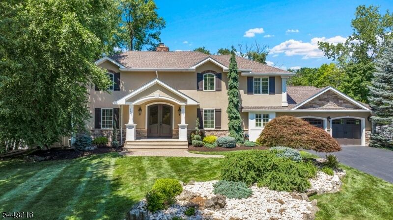 Property Photo:  3 Bromley Ct  NJ 07045 