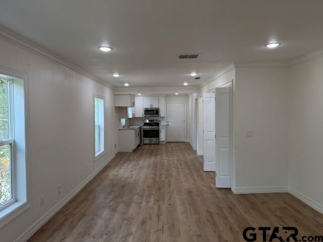 Property Photo: 612 S Confederate Ave TX 75701