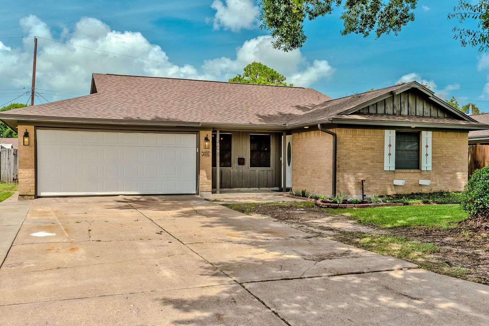 Property Photo:  408 N 36th Street  TX 77627 