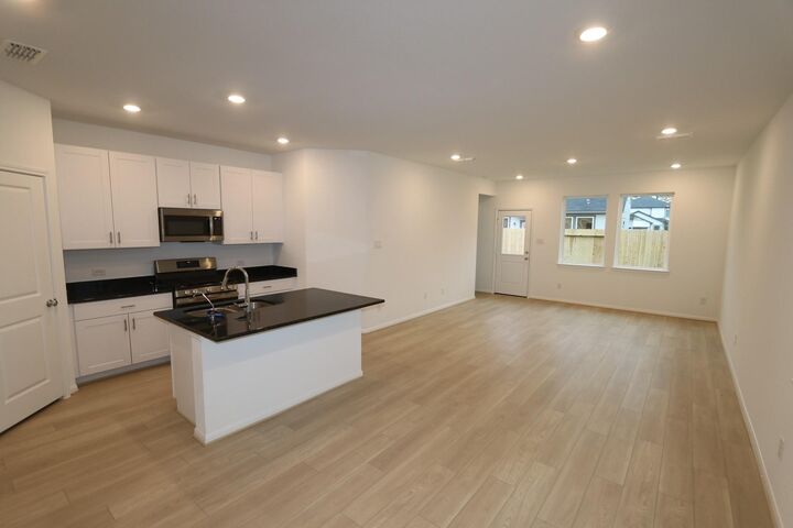 Property Photo:  2714 Hollow Alpine Way  TX 77489 