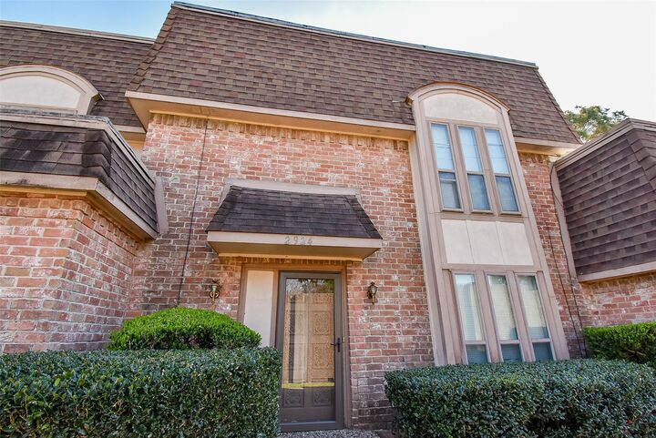 Property Photo:  2924 Camelot Lane  TX 77459 