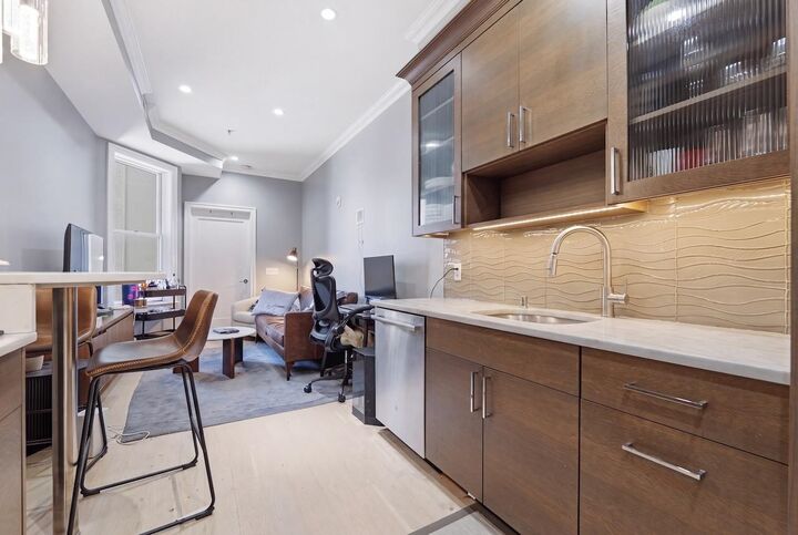 Property Photo:  313 Washington St 4  NJ 07030 