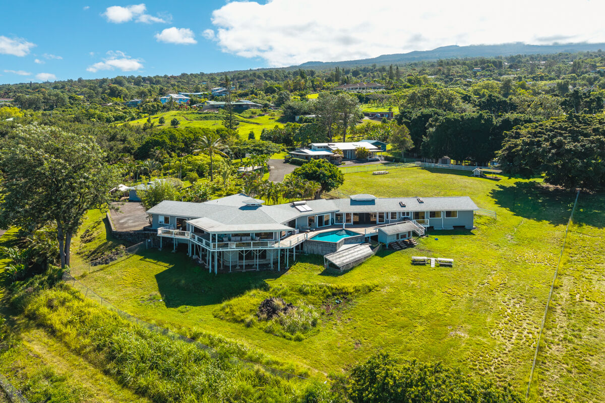 Property Photo:  73-6039 Mauka Rd  HI 96740 