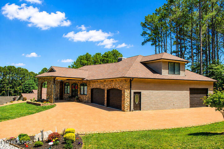 Property Photo: 301 Inagehi Lane TN 37774