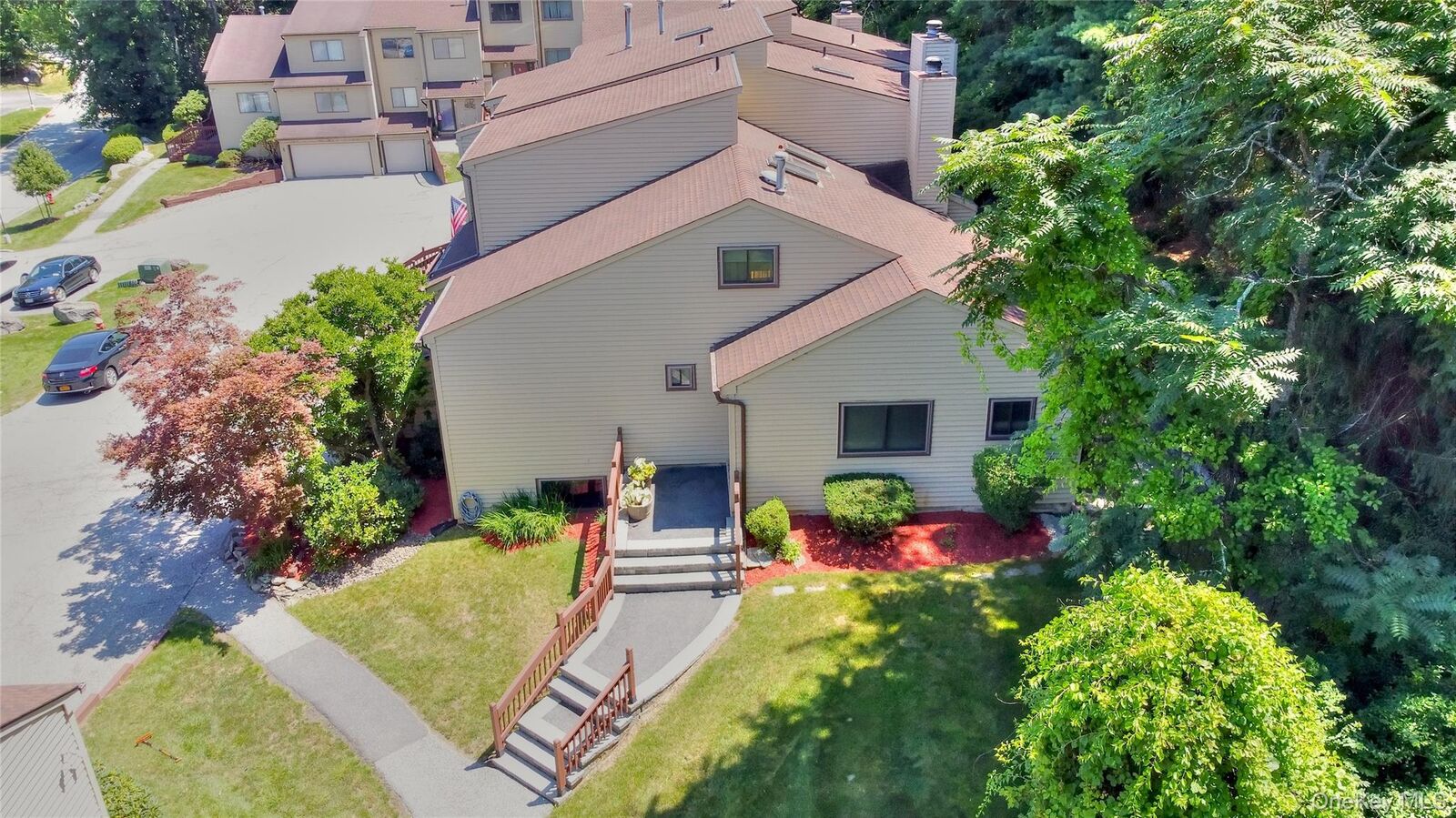 Property Photo:  15 Ash Court  NY 10930 