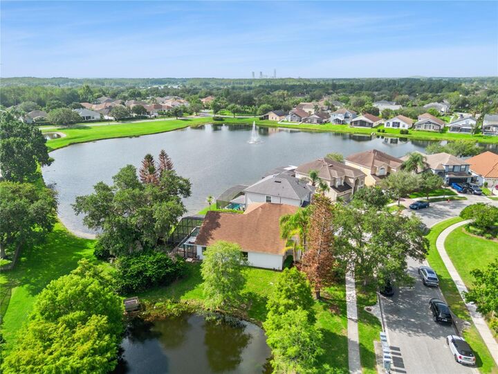 Property Photo: 13635 Waterhouse Way FL 32828