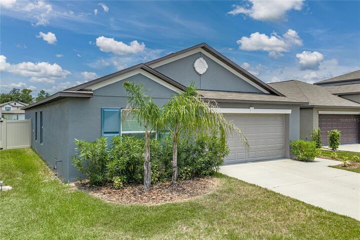 Property Photo: 4334 Trotters Way FL 33801