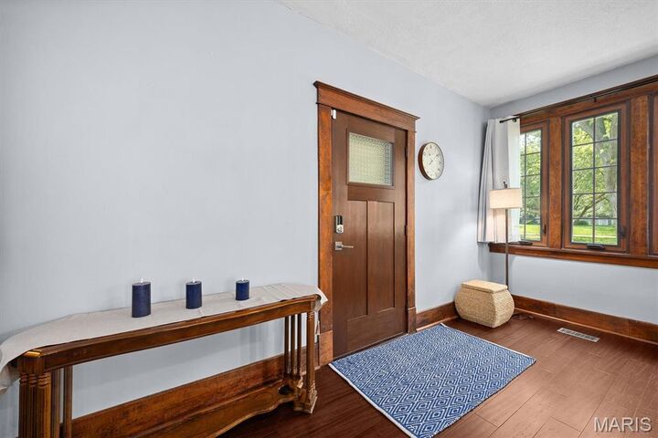 Property Photo:  5 Signal Hill Boulevard  IL 62223 
