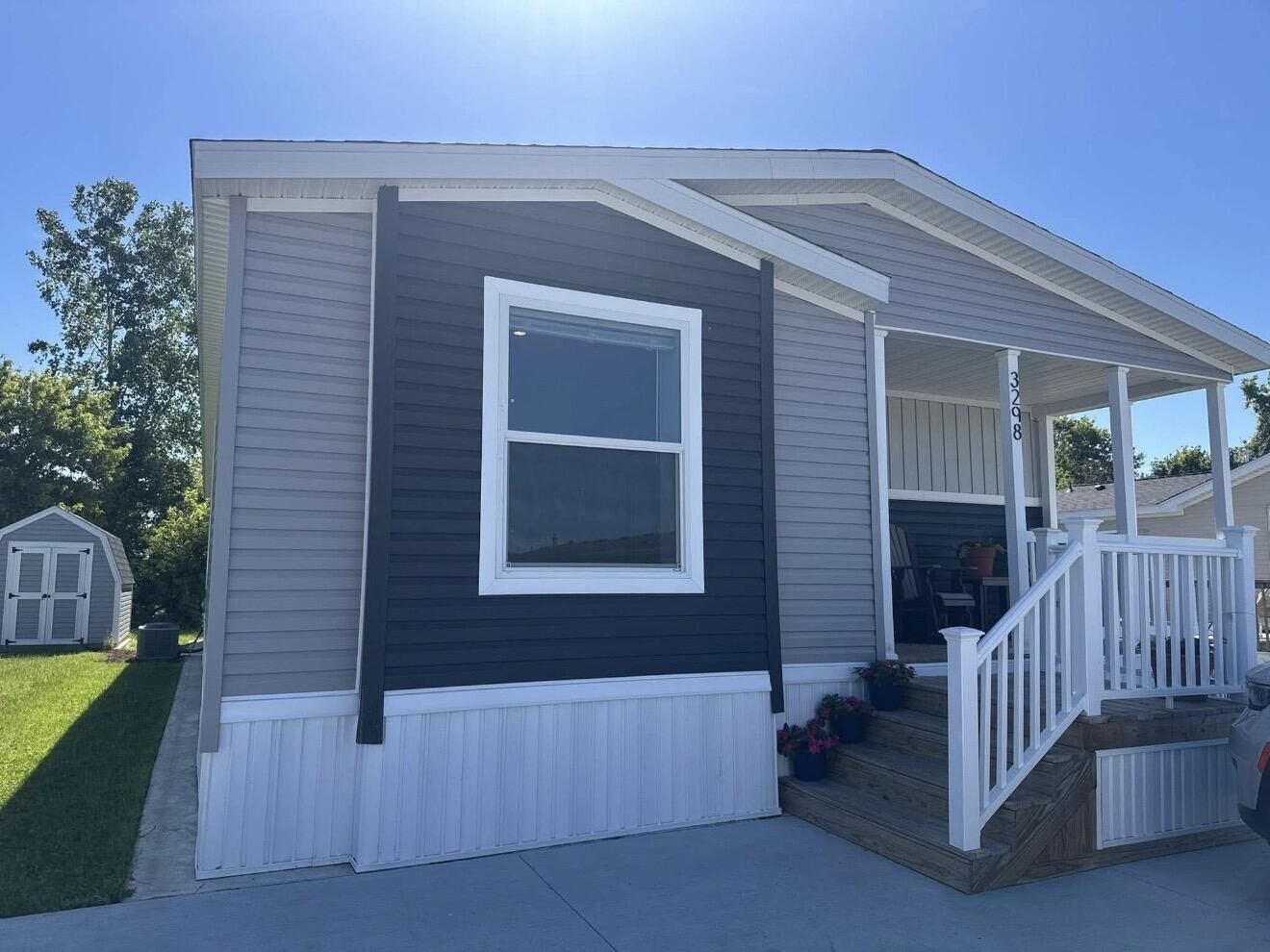 Property Photo: 3298 Hillcrest Way MI 49464