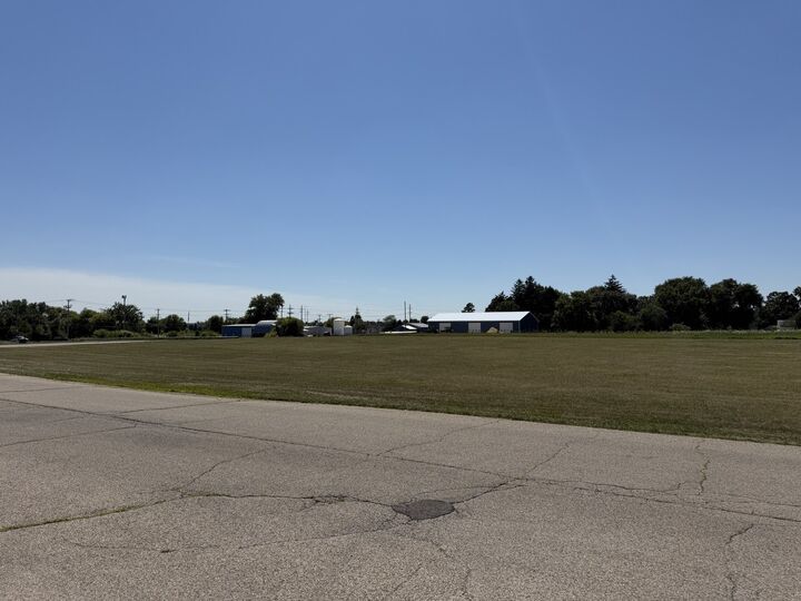 Property Photo: 347 S Division Street IL 60033