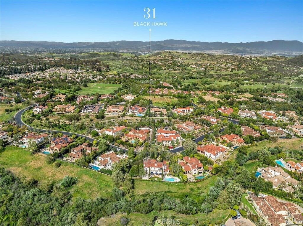 Property Photo: 31 Black Hawk CA 92603