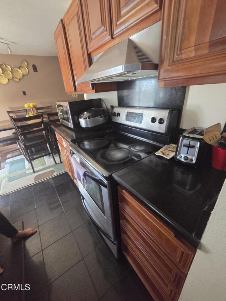 Property Photo: 2033 Miramar Walk CA 93035