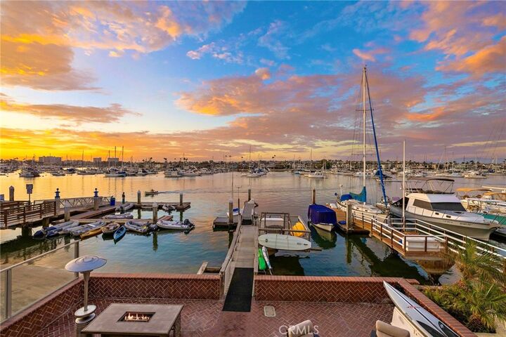Property Photo:  1444 W Bay Avenue  CA 92661 