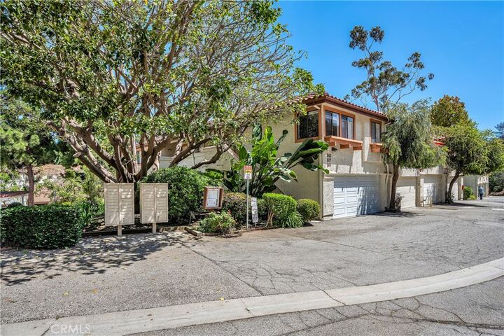 Property Photo: 517 Palisades Drive CA 90272