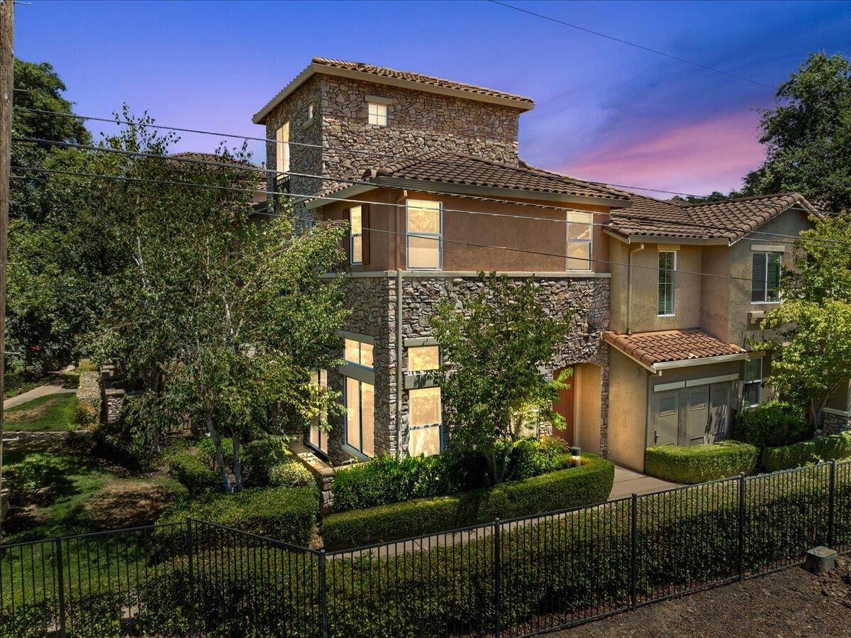 Property Photo: 2580 W El Camino Avenue 11101 CA 95833