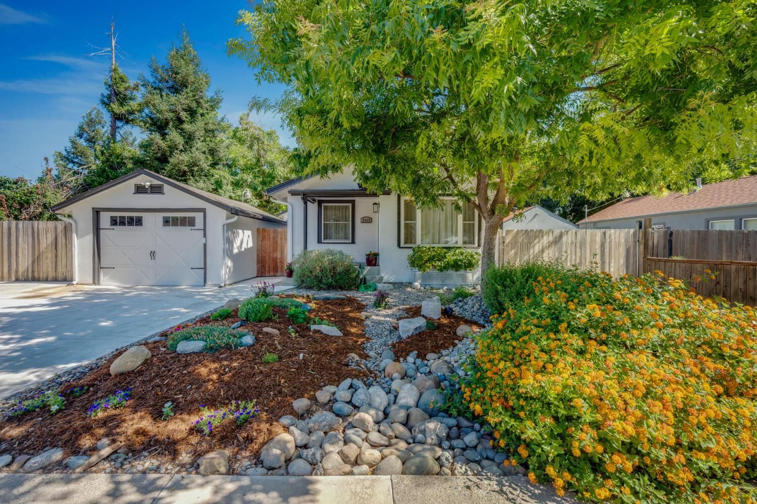 Property Photo: 5345 13th Avenue CA 95820