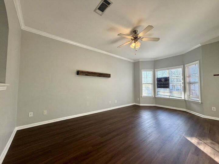 Property Photo:  906 Cashmere Dr  TN 37179 
