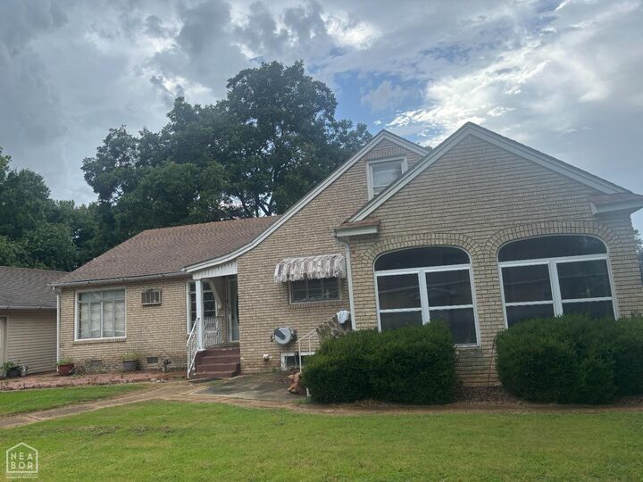 Property Photo: 201 Hughey Street AR 72471