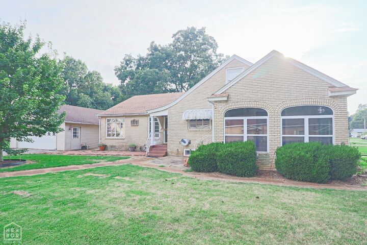 Property Photo: 201 Hughey Street AR 72471