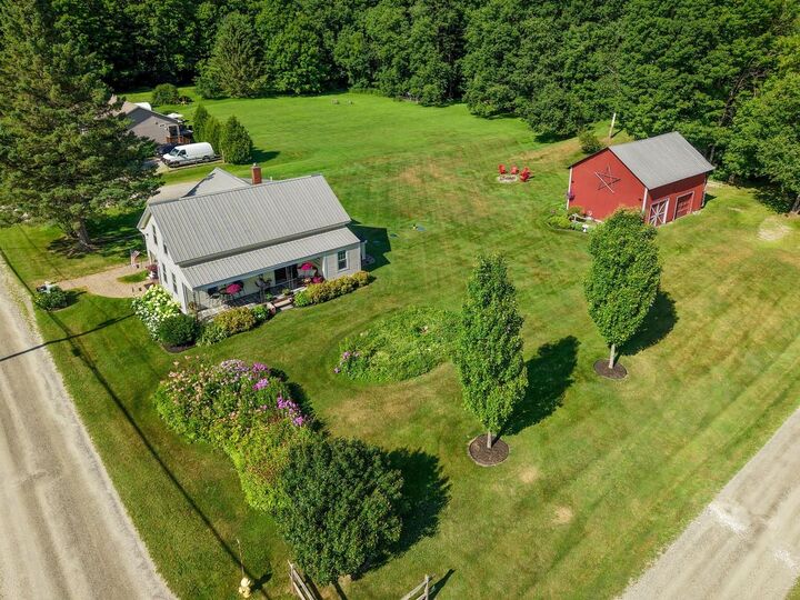 Property Photo: 8 Dumas Road VT 05489