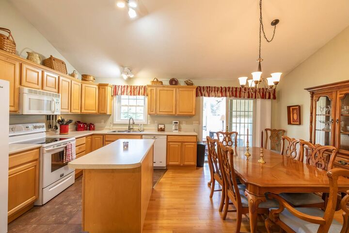 Property Photo:  42 South Road  NH 03446 