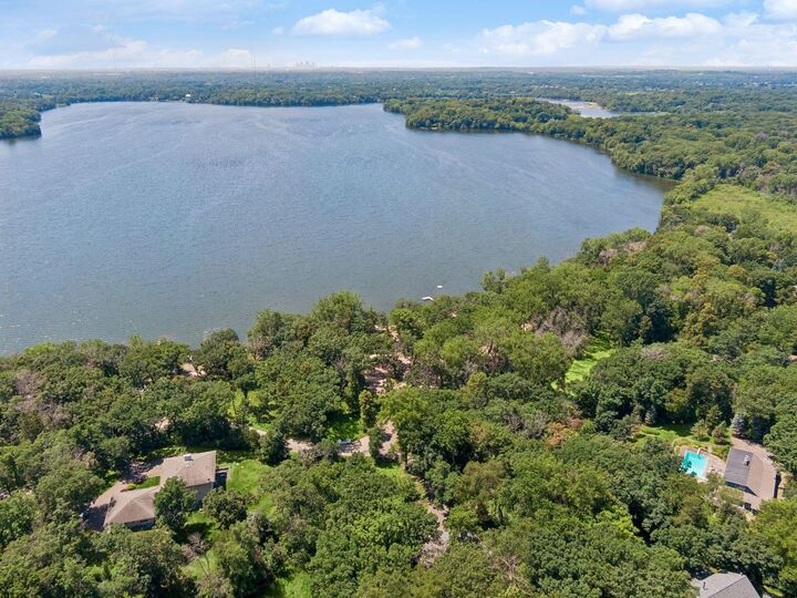 Property Photo:  8 Sandpiper Lane  MN 55127 